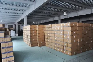 Emergency light container loading